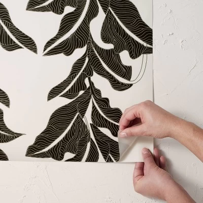 Botanical Leaf Peel And Stick Wallpaper Black/White - Opalhouse™ Designed With Jungalow™ 3 Botanical Leaf Peel And Stick Wallpaper Black/White - Opalhouse™ Designed With Jungalow™ - Image 3